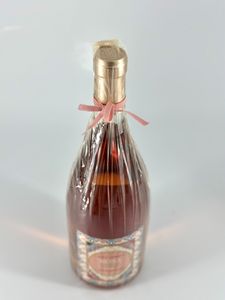 Donnafugata, Dolce & Gabbana Rosa Rosato Sicilia  - Asta Vini e Distillati. D'Annata, Pregiati e da Collezione - Associazione Nazionale - Case d'Asta italiane