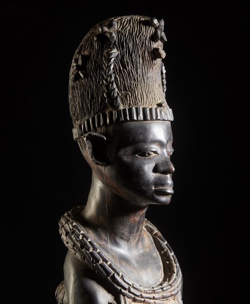 Artigianato africano : Grande scultura antropomorfa femminile rappresentante una regina africana di ottima qualit� d'intaglio e dovizia di particolari.Legno duro.  - Asta Asta 422 | AFRICA, OCEANIA E AMERICHE - ARTIGIANATO AFRICANO: VARI COMMITTENTI E SELEZIONE DALLA COLLEZIONE BARTOLOMUCCI Online - Associazione Nazionale - Case d'Asta italiane