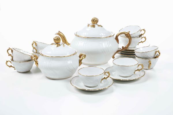 Servizio da tè.<BR>Doccia, Manifattura Richard Ginori, XX secolo.<BR>  - Asta Maioliche e Porcellane - Associazione Nazionale - Case d'Asta italiane