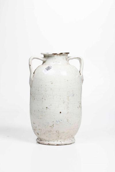 Versatore da farmacia. <BR>Castelli, XIX secolo.  - Asta Maioliche e Porcellane - Associazione Nazionale - Case d'Asta italiane