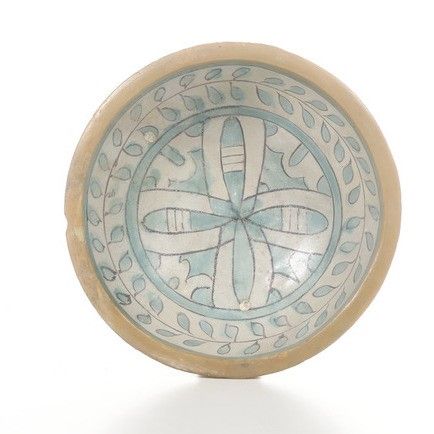 Ciotola.<BR>Probabilmente Toscana, XV secolo.  - Asta Maioliche e Porcellane - Associazione Nazionale - Case d'Asta italiane