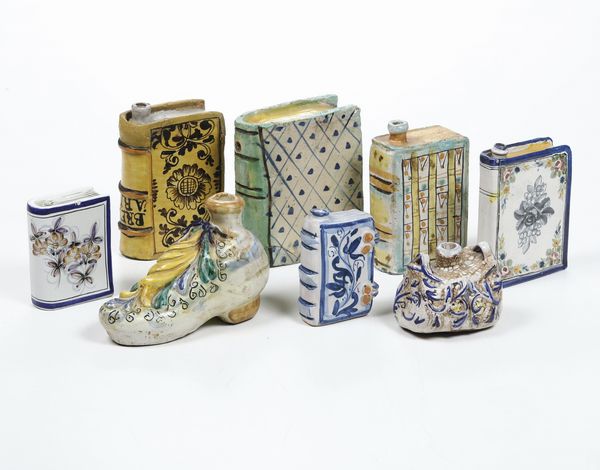 Otto scaldini, XIX-XX secolo.  - Asta Maioliche e Porcellane - Associazione Nazionale - Case d'Asta italiane