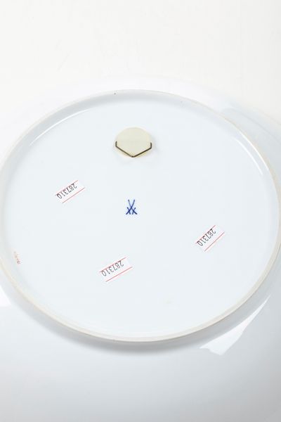 Grande piatto.<BR>Meissen, XX secolo.  - Asta Maioliche e Porcellane - Associazione Nazionale - Case d'Asta italiane