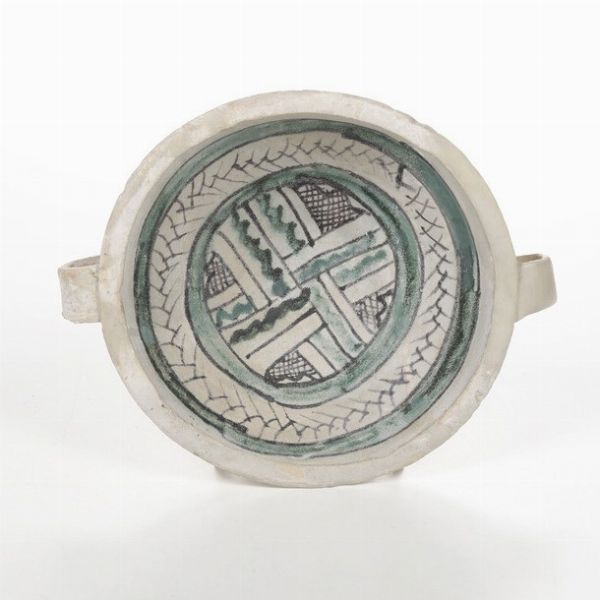 Ciotola biansata.<BR>Probabilmente Orvieto o alto Lazio, XIV secolo.<BR>  - Asta Maioliche e Porcellane - Associazione Nazionale - Case d'Asta italiane