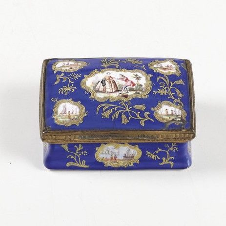 Scatolina, XIX secolo.  - Asta Maioliche e Porcellane - Associazione Nazionale - Case d'Asta italiane