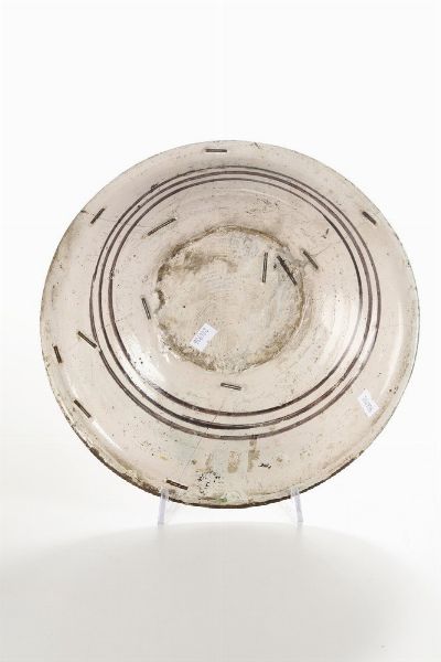 Piatto.<BR>Montelupo, XVII secolo.  - Asta Maioliche e Porcellane - Associazione Nazionale - Case d'Asta italiane