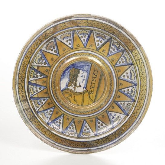 Piatto da acquareccia.<BR>Deruta, prima metà del XVI secolo.  - Asta Maioliche e Porcellane - Associazione Nazionale - Case d'Asta italiane