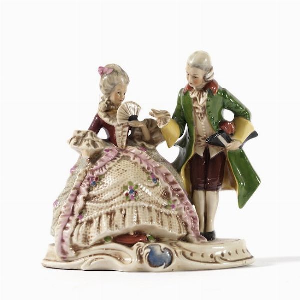 Gruppo con coppia galante.<BR>Germania, XX secolo.  - Asta Maioliche e Porcellane - Associazione Nazionale - Case d'Asta italiane