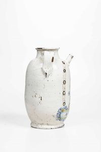 Versatore da farmacia. <BR>Castelli, XIX secolo.  - Asta Maioliche e Porcellane - Associazione Nazionale - Case d'Asta italiane