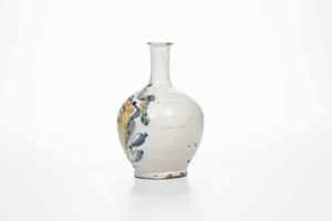 Fiasca. <BR>Campania (area napoletana), XVIII secolo (?).  - Asta Maioliche e Porcellane - Associazione Nazionale - Case d'Asta italiane