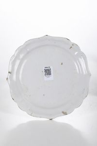 Coppia di piatti.<BR>Nove, Manifattura Antonibon, XVIII secolo.  - Asta Maioliche e Porcellane - Associazione Nazionale - Case d'Asta italiane