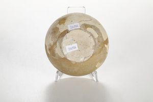 Ciotola.<BR>Alto Lazio, XIV-XV secolo.  - Asta Maioliche e Porcellane - Associazione Nazionale - Case d'Asta italiane