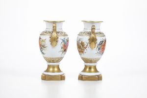 Coppia di vasi, prima metà del XX secolo.  - Asta Maioliche e Porcellane - Associazione Nazionale - Case d'Asta italiane