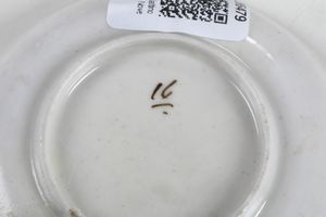 Una tazza e un piattino.<BR>Nove, Manifattura Antonibon-Baroni, 1800-1825.  - Asta Maioliche e Porcellane - Associazione Nazionale - Case d'Asta italiane