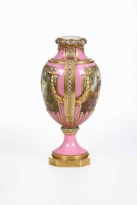 Vaso.<BR>Francia, seconda metà del XIX secolo.  - Asta Maioliche e Porcellane - Associazione Nazionale - Case d'Asta italiane