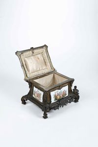 Cofanetto. <BR>Francia, seconda metà del XIX secolo.  - Asta Maioliche e Porcellane - Associazione Nazionale - Case d'Asta italiane