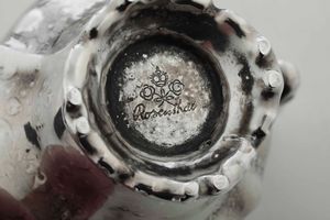 Teiera, lattiera, zuccheriera.<BR>Germania, Manifattura Rosenthal, anni ‘30 del Novecento.  - Asta Maioliche e Porcellane - Associazione Nazionale - Case d'Asta italiane