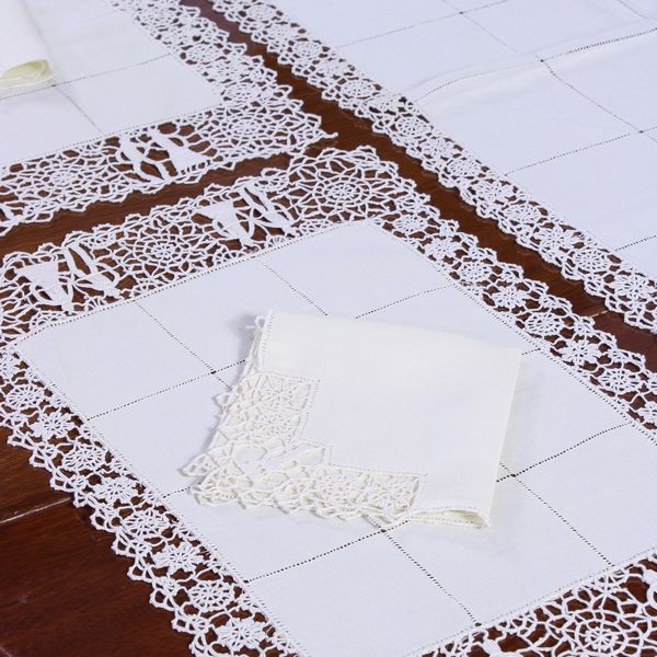 Set da tavola in cotone (25)  - Asta Argenti e l'Arte della Tavola - Associazione Nazionale - Case d'Asta italiane