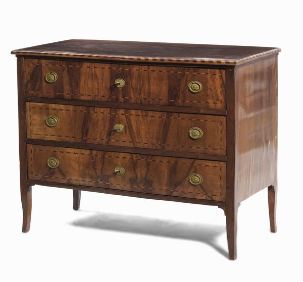 Com in stile direttorio a tre cassetti lastronato ed intarsiato. XIX secolo  - Asta Antiquariato e dipinti - Associazione Nazionale - Case d'Asta italiane