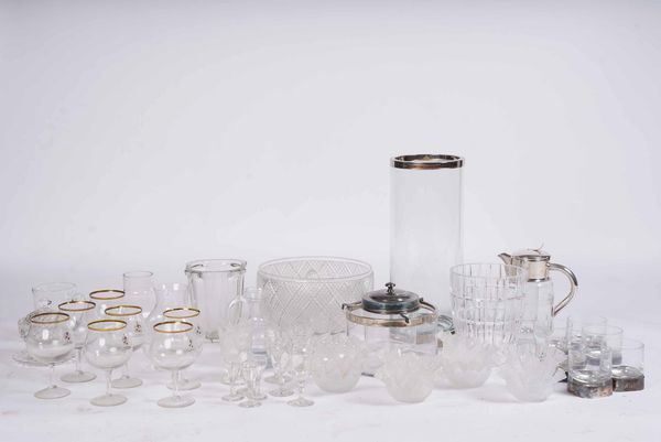 Lotto di vetri  - Asta Antiquariato e dipinti - Associazione Nazionale - Case d'Asta italiane