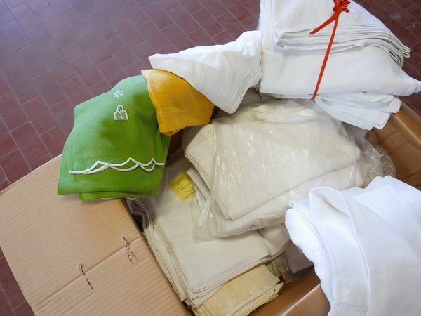 Lotto di due scatole  - Asta Antiquariato e dipinti - Associazione Nazionale - Case d'Asta italiane