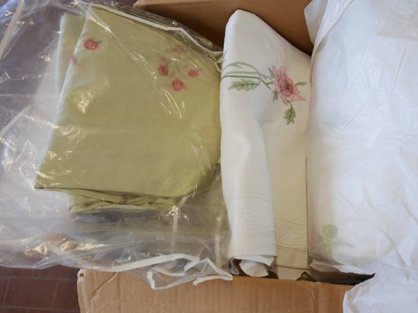 Lotto di due scatole  - Asta Antiquariato e dipinti - Associazione Nazionale - Case d'Asta italiane