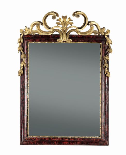 Specchiera in legno laccato a finto marmo. XVIII secolo  - Asta Antiquariato e dipinti - Associazione Nazionale - Case d'Asta italiane