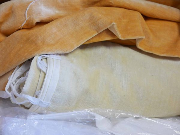 Lotto di cinque scatole  - Asta Antiquariato e dipinti - Associazione Nazionale - Case d'Asta italiane