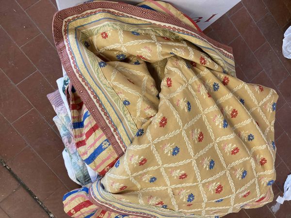 Lotto di quattro scatole  - Asta Antiquariato e dipinti - Associazione Nazionale - Case d'Asta italiane