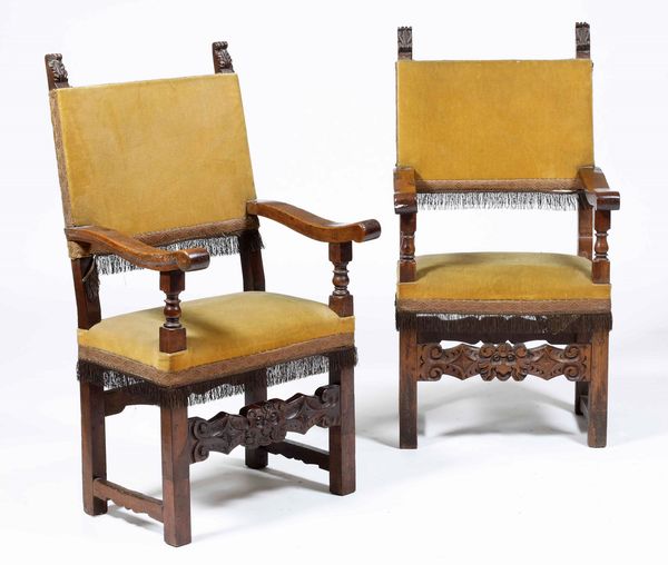 Coppia di poltrone in legno intagliato  - Asta Antiquariato e dipinti - Associazione Nazionale - Case d'Asta italiane