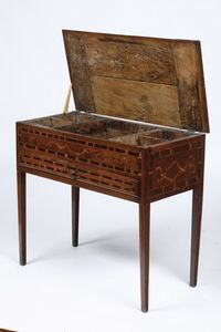 Tavolo da muro in legno filettato e intarsiato. XIX secolo  - Asta Antiquariato e dipinti - Associazione Nazionale - Case d'Asta italiane