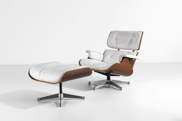Charles & Ray Eames : Lounge chair mod. 670 con ottomana mod. 671  - Asta Design 200 - Associazione Nazionale - Case d'Asta italiane