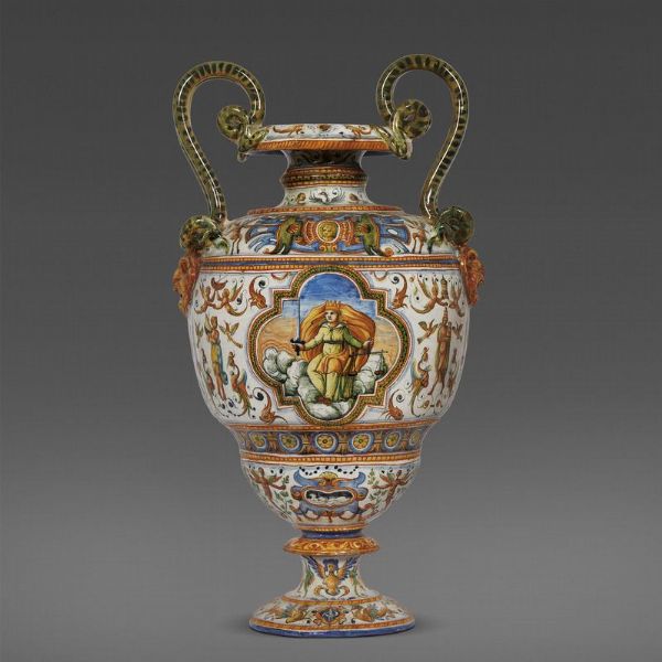 VASO BIANSATO, URBINO, BOTTEGA FONTANA, 1580 CIRCA  - Asta IMPORTANTI MAIOLICHE DAL RINASCIMENTO AL SETTECENTO - Associazione Nazionale - Case d'Asta italiane