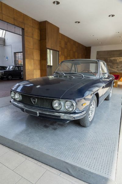 Lancia : Fulvia coup 1.3 S (seconda serie) - 1972  - Asta Automobili  - Associazione Nazionale - Case d'Asta italiane