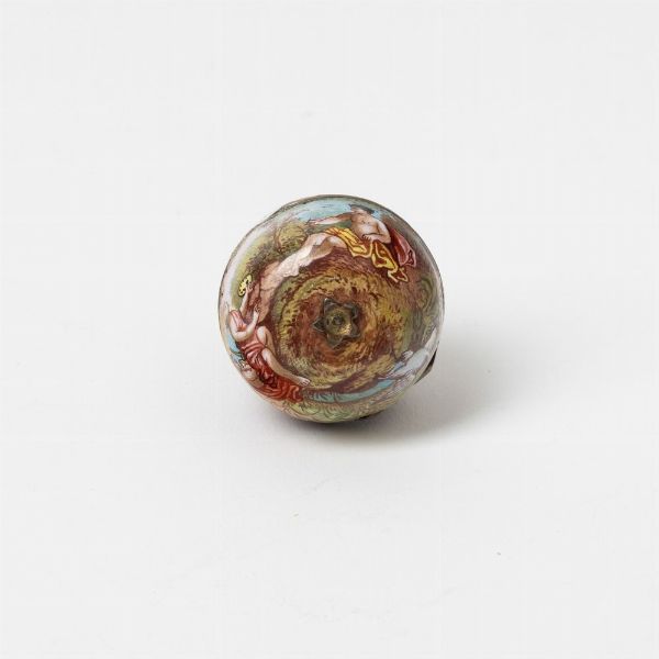 Orologio di forma austriaco (form watch) cassa in argento dorato e smaltato, secondo quarto del XIXsecolo.Movimento con scappamento a verga  - Asta Orologi da Tasca - Associazione Nazionale - Case d'Asta italiane