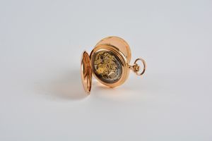 Le Coultre et Co orologio da tasca ripetizione minuti e cronografo del 1900 circa. <BR>Cassa 4 corpi in oro rosa 18kt, tipo savonette, attivazione della ripetizione a slitta, a pulsante per il crono. <BR>Quadrante in smalto bianco. <BR>Movimento Le Coultre a ponti separati, spirale Breguet, scappamento ad ancora. <BR>Suoneria a due martelli  su due gong.  - Asta Orologi da Tasca - Associazione Nazionale - Case d'Asta italiane
