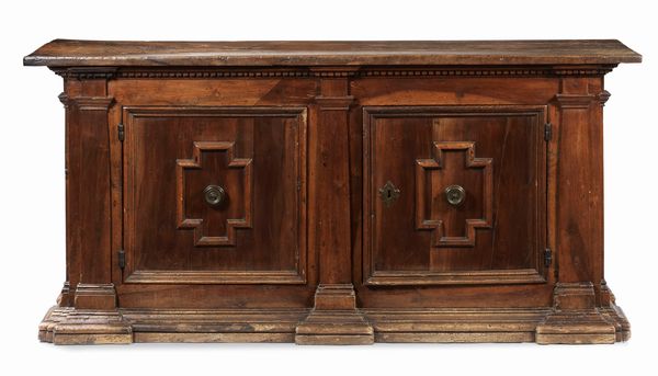 Credenza in legno di noce  - Asta Dipinti e Sculture del XIX e XX secolo - Associazione Nazionale - Case d'Asta italiane