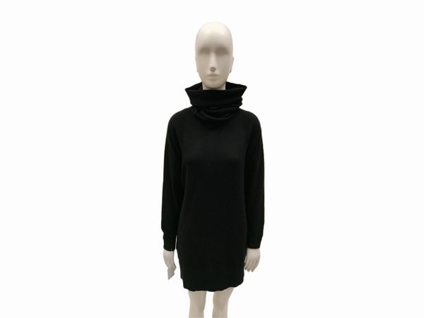 Diane Von Furstemberg, lunga maglia in cachemire nero  - Asta Vintagemania - Associazione Nazionale - Case d'Asta italiane