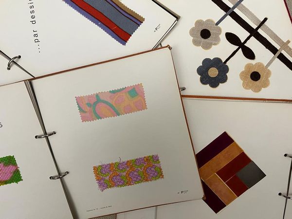 Cartelle campionario Presage Paris Fashion Forecast  - Asta Vintagemania - Associazione Nazionale - Case d'Asta italiane