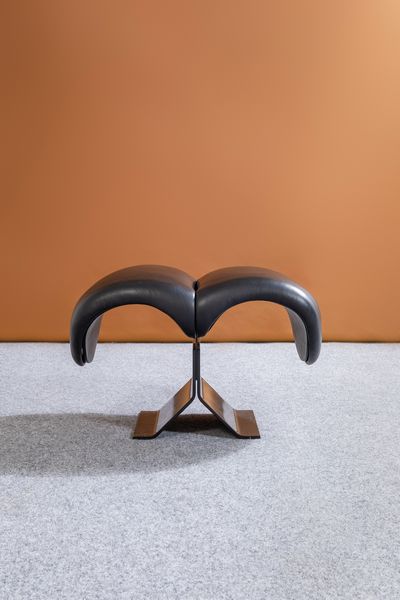 ACHILLE CASTIGLIONI : Pouf mod. Viscontea  - Asta Made in Gavina - Associazione Nazionale - Case d'Asta italiane