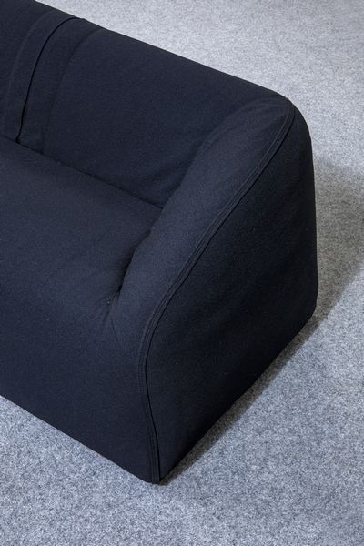 Kazuhide Takahama : Divano mod. Siviglia  - Asta Made in Gavina - Associazione Nazionale - Case d'Asta italiane