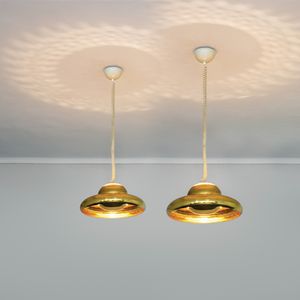 TOBIA SCARPA : Due lampade a sospensione mod. Fior di Loto  - Asta Made in Gavina - Associazione Nazionale - Case d'Asta italiane