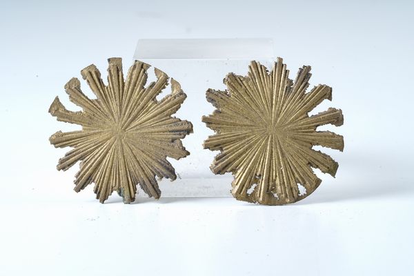 Lotto di oltre 20 lenti da pendolo, la pi� parte figurate  - Asta Pendole e orologi - Associazione Nazionale - Case d'Asta italiane