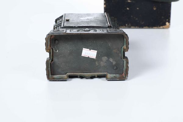 Officielle in custodia  - Asta Pendole e orologi - Associazione Nazionale - Case d'Asta italiane