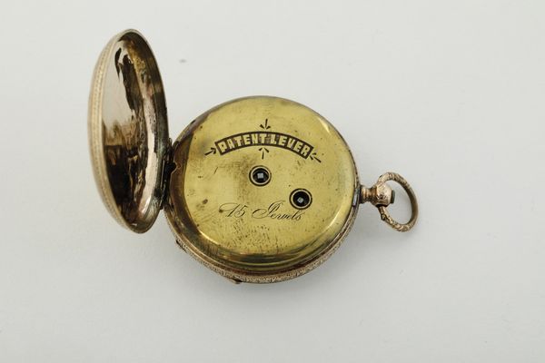 Due orologi da tasca in oro 14k  - Asta Pendole e orologi - Associazione Nazionale - Case d'Asta italiane
