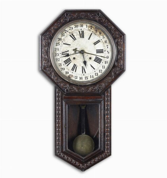 Orologio a pendolo da parete. XX Secolo  - Asta Pendole e orologi - Associazione Nazionale - Case d'Asta italiane