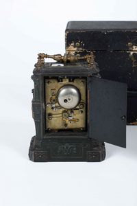 Officielle in custodia  - Asta Pendole e orologi - Associazione Nazionale - Case d'Asta italiane