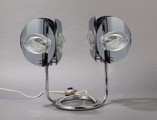 OSCAR TORLASCO : Lampada da tavolo  - Asta Design e Arti Decorative - Associazione Nazionale - Case d'Asta italiane