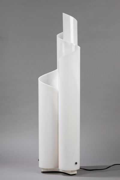 VICO MAGISTRETTI : Mezzachimera  - Asta Design e Arti Decorative - Associazione Nazionale - Case d'Asta italiane