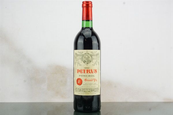 Pétrus 1982  - Asta LA RAFFINATEZZA DELLA COMPLESSITA' - Vini Pregiati e da Collezione - Associazione Nazionale - Case d'Asta italiane